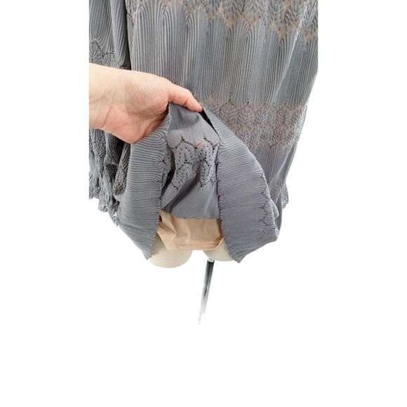 Suzanne Betro Women Gray Off-Shoulder Ruffle Blouse Top Size XL - Picture 10 of 16